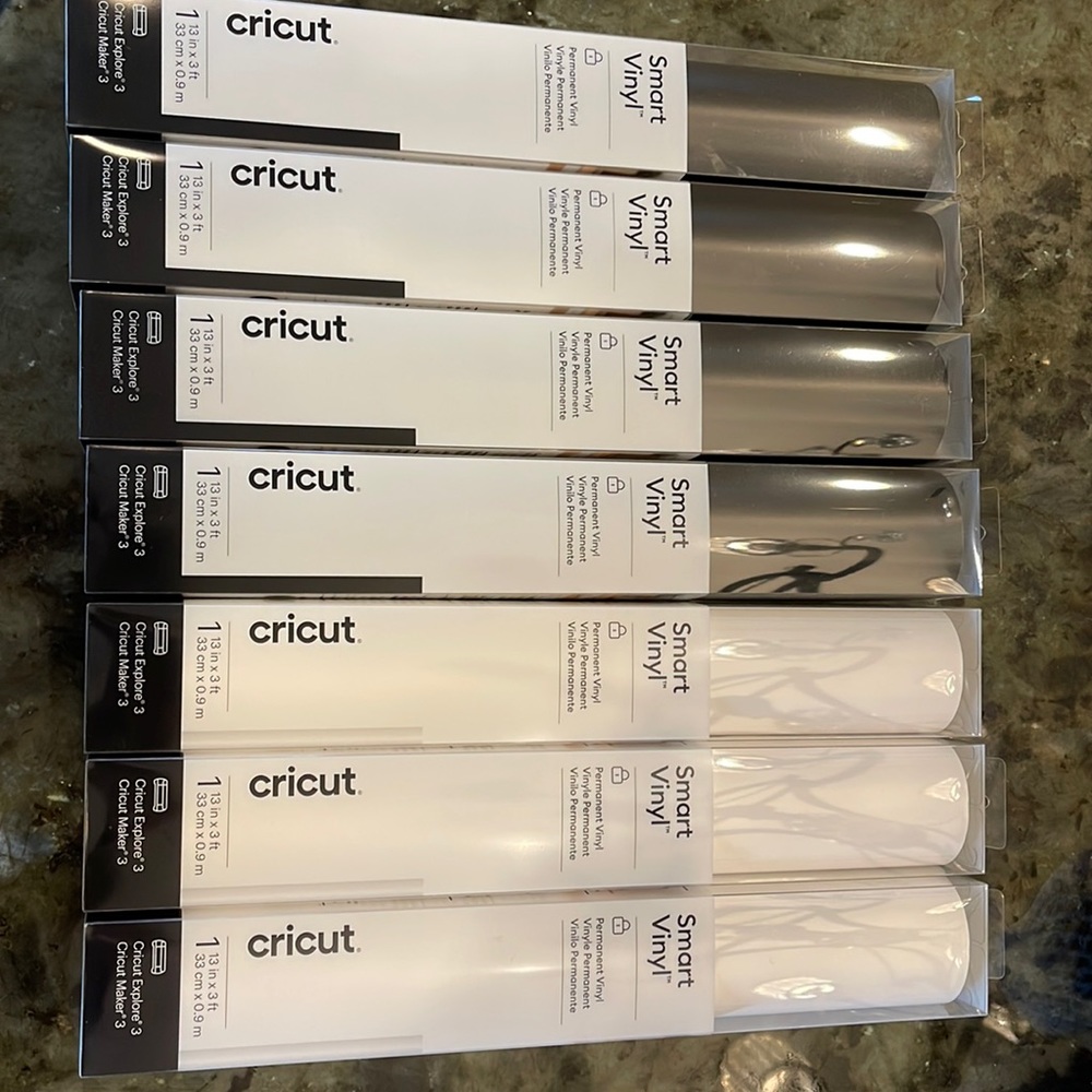 Cricut smart permanent vinyl, 13x3, 4 black and 3 white, 7 rolls total